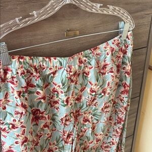 NorthStyle Red and Green Floral Pants